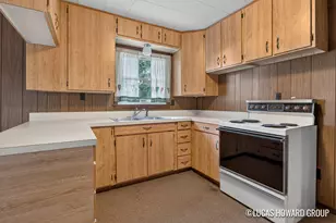 1483 Yarmouth Ave, Norton Shores, MI 49444 - Photo 11