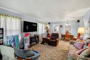 47 Echo St, Battle Creek, MI 49014 - Photo 3