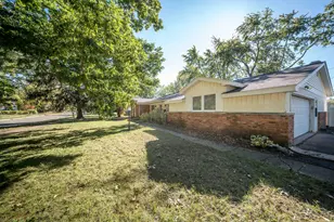 261 N Mansfield St, Ypsilanti, MI 48197 - Photo 3