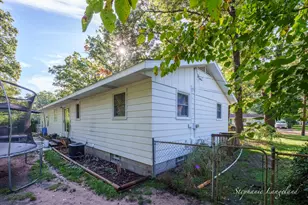 1880 Ora St, Muskegon, MI 49445 - Photo 31