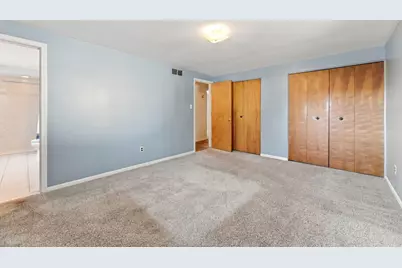 30073 Wicklow Road, Farmington Hills, MI 48334 - Photo 27