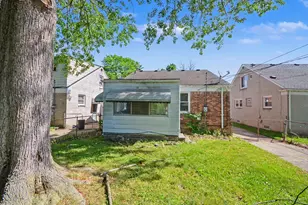 20290 Woodmont St, Harper Woods, MI 48225 - Photo 27