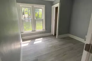1109 Greenwood Ave, Jackson, MI 49203 - Photo 7