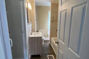 1109 Greenwood Ave, Jackson, MI 49203 - Photo 5