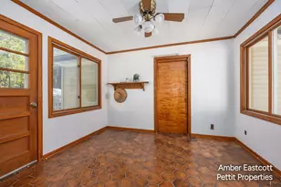 1305 Ball Ave NE, Grand Rapids, MI 49505 - Photo 17