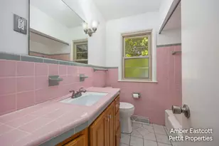 1305 Ball Ave NE, Grand Rapids, MI 49505 - Photo 11