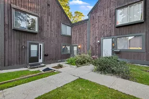 236 Falkirk Ct, Kalamazoo, MI 49006 - Photo 1