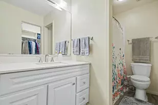 236 Falkirk Ct, Kalamazoo, MI 49006 - Photo 15