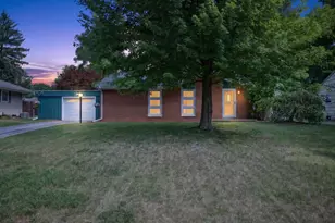 5486 Sherwood Dr, Jackson, MI 49201 - Photo 7