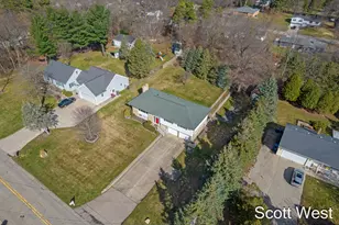 1645 Waldorf St NW, Grand Rapids, MI 49544 - Photo 39