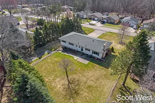 1645 Waldorf St NW, Grand Rapids, MI 49544 - Photo 41