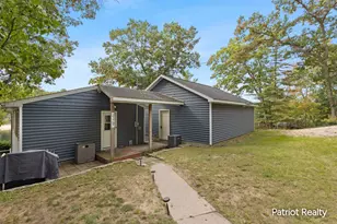 21757 Oak Dr, Pierson, MI 49339 - Photo 5