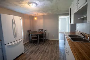 466 N Center St, Hartford, MI 49057 - Photo 11