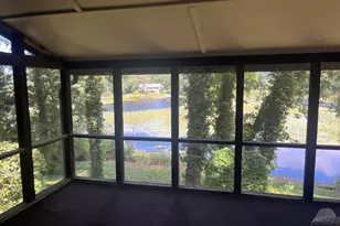9808 Oak Forest Cir, Kalamazoo, MI 49009 - Photo 5