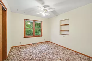 1145 W Lakewood Blvd, Holland, MI 49424 - Photo 13