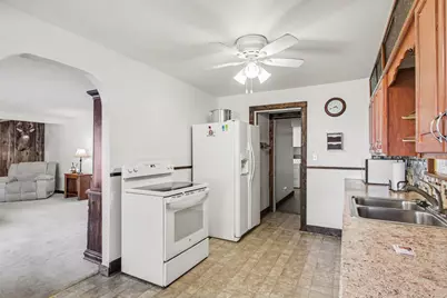 415 Douglas Drive, Decatur, MI 49045 - Photo 5