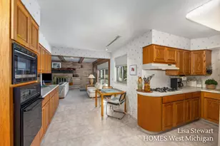 1410 Woodcliff Dr SE, East Grand Rapids, MI 49506 - Photo 19