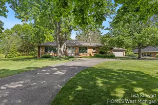 1410 Woodcliff Dr SE, East Grand Rapids, MI 49506 - Photo 5