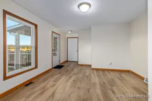 9147 W Wise Rd, Greenville, MI 48838 - Photo 11