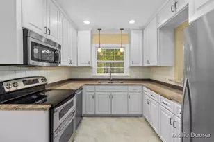 2122 Tenway Dr SE, Grand Rapids, MI 49506 - Photo 15