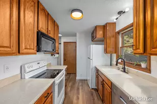 876 W Tuttle Rd, Ionia, MI 48846 - Photo 9