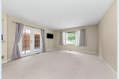 908 Moore Drive, Chelsea, MI 48118 - Photo 15