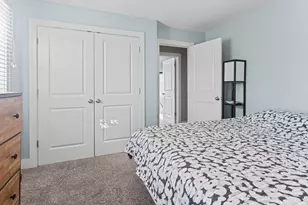 4350 Heritage Dr, Hudsonville, MI 49426 - Photo 13