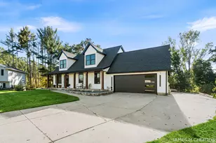 1250 Scott Creek Dr NE, Belmont, MI 49306 - Photo 3