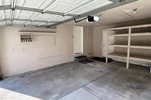 2923 Quartz Dr, Troy, MI 48085 - Photo 27