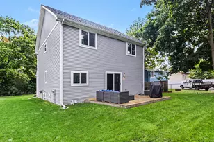 1320 Parkway St, Waterford, MI 48328 - Photo 25