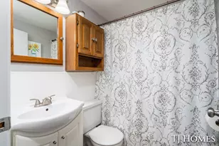 939 Benjamin Ave NE, Grand Rapids, MI 49503 - Photo 15