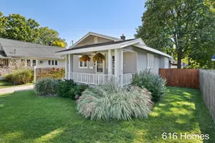 810 Oaklawn St NE, Grand Rapids, MI 49505 - Photo 3