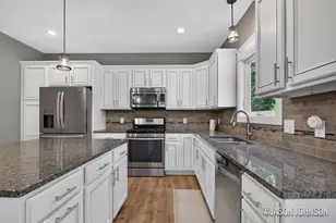 1773 Bristol Ridge Dr, Walker, MI 49544 - Photo 29