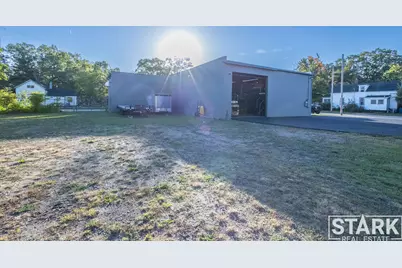 304 W Delano Avenue, Muskegon Heights, MI 49444 - Photo 39