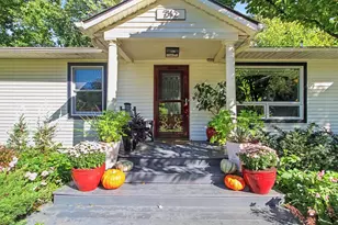 742 Kuehnle Ave, Ann Arbor, MI 48103 - Photo 3