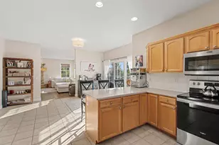 50762 Rebecca Dr, Paw Paw, MI 49079 - Photo 9