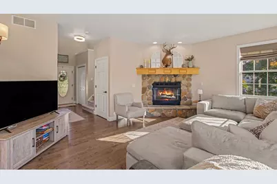 50762 Rebecca Drive, Paw Paw, MI 49079 - Photo 13