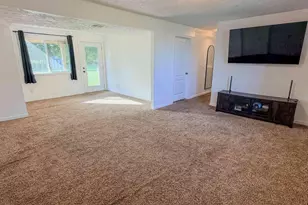 14735 Ivorystone Dr NE, Cedar Springs, MI 49319 - Photo 11