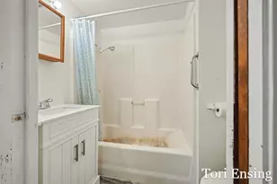 919 W Grove St, Greenville, MI 48838 - Photo 13