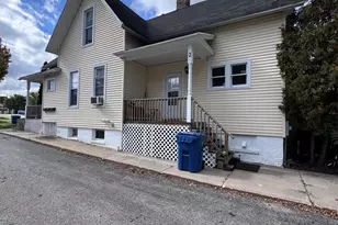 62 Filer St, Manistee, MI 49660 - Photo 3