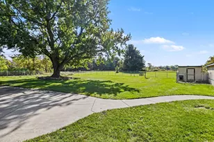 9410 N Branch Rd, Watervliet, MI 49098 - Photo 25