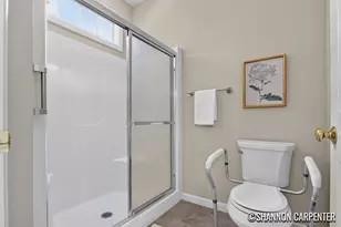 1901 Oakleigh Woods Dr NW, Grand Rapids, MI 49504 - Photo 21