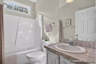1901 Oakleigh Woods Dr NW, Grand Rapids, MI 49504 - Photo 25