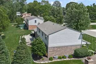 33054 Oak Hollow St, Farmington Hills, MI 48334 - Photo 59
