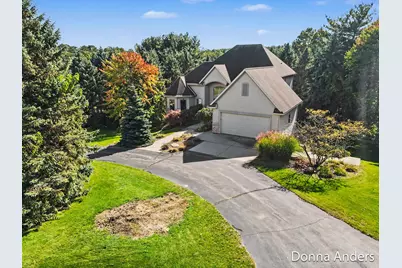 6859 Chandler Woods Drive NE, Belmont, MI 49306 - Photo 3