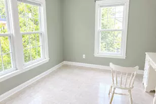 1822 Mayfair Dr NE, Grand Rapids, MI 49503 - Photo 11