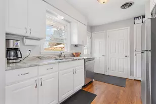 1138 Park Ave, Grand Haven, MI 49417 - Photo 17
