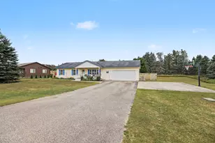 2036 Sunrise Ct, Gaylord, MI 49735 - Photo 25