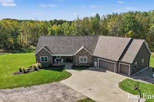 4878 S Greenville Rd, Greenville, MI 48838 - Photo 5