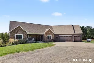 4878 S Greenville Rd, Greenville, MI 48838 - Photo 7